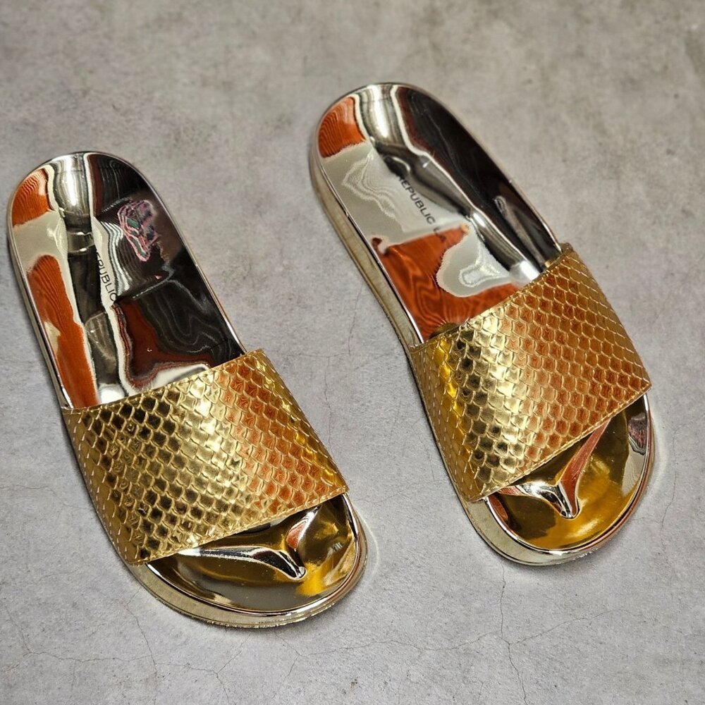 Metallic Gold Snake Pattern Slide Sandals With Reflective Sole - Stylish & Comfo